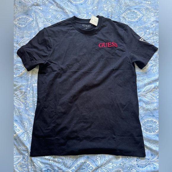 Guess t-shirt - Picture 1 of 7